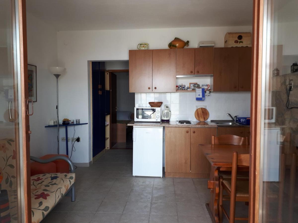 Apartmani Sikic Метайна Екстериор снимка